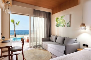 Superior Swim Up Sea View Room