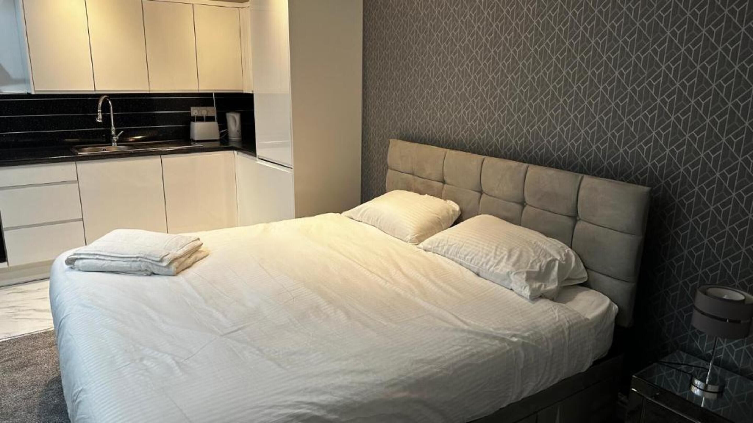 Photo - OYO The Pleasant House