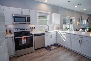 Microwave, oven