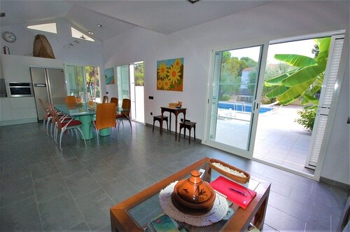 SAONA VILLAS (VN OLIVE): villa for 10 people, private swimming pool, air co
