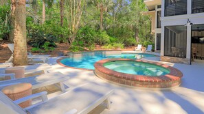 Pool - SPACIOUS 6BR HOME WITH POOL, GAME ROOM, 1-MIN TO BEACH HILTON HEAD (Hilton Head Island)