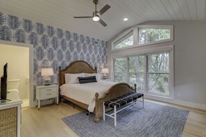 6 bedrooms, iron/ironing board, free WiFi, bed sheets - SPACIOUS 6BR HOME WITH POOL, GAME ROOM, 1-MIN TO BEACH HILTON HEAD (Hilton Head Island)