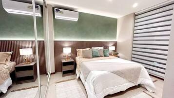 3 chambres, fer et planche à repasser, Wi-Fi, draps fournis