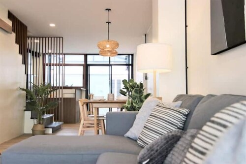 Private Cozy Townhouse Near "Lanmuang Village"
