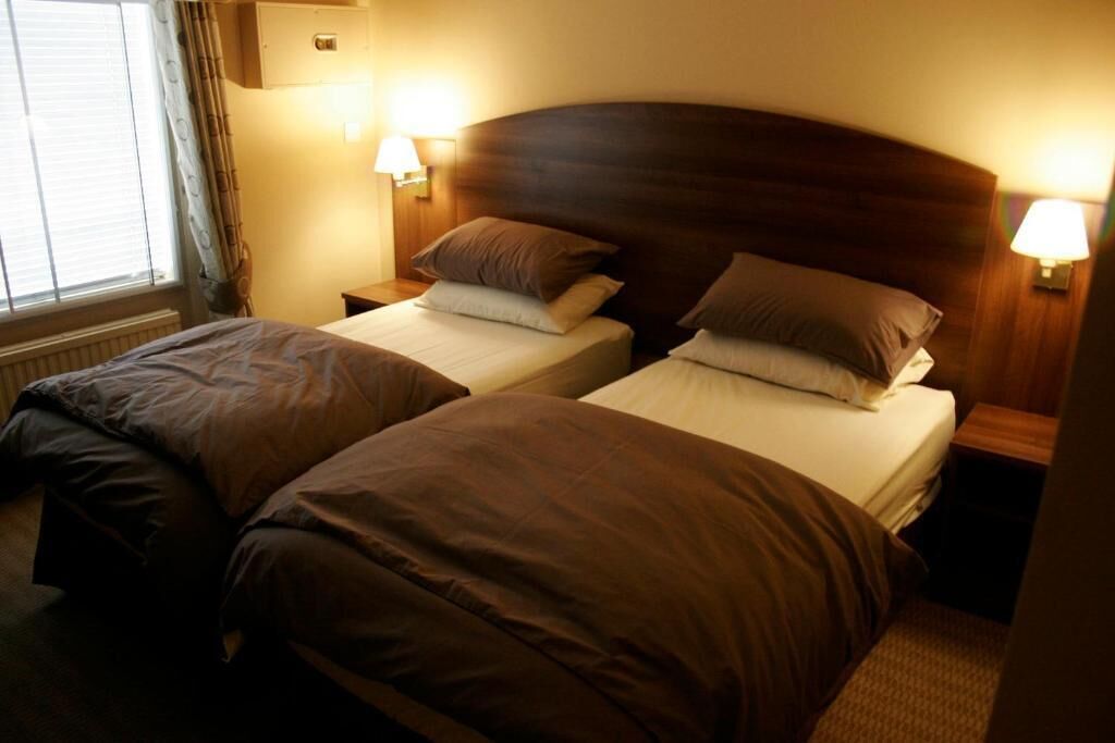 Twin Room | Free WiFi
