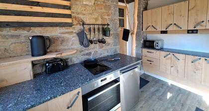 Gîte à la Campagne en Bord D'étang Avec Piscine