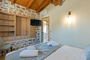 2 bedrooms, iron/ironing board, free WiFi, bed sheets - Villa in nature with fantastic sea view!!! (Rethymno)