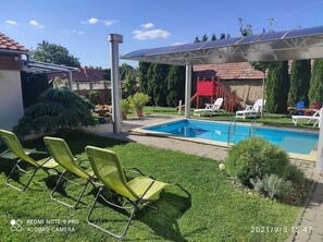 Pool - In Ungarn, Bad Hévíz, Fam. Ferienwohnung mit Garten, Außenpool, Sauna, Whirlpool (Hévíz)