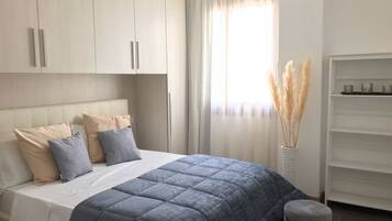 Comfort appartement, 1 slaapkamer | Luxe beddengoed, donsdekens, verduisterende gordijnen