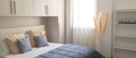 Comfort-lejlighed - 1 soveværelse | Premium-sengetøj, dundyner, mørklægningsgardiner, lydisolering