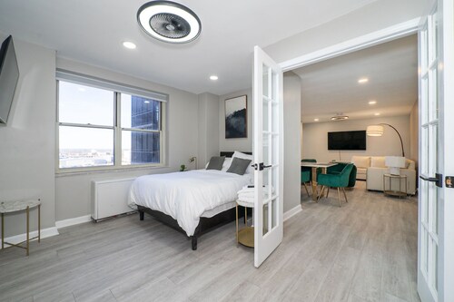 11G-2Br/2B ATL walk2Mart,Parking