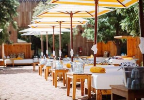 Servei de restauració a l'aire lliure