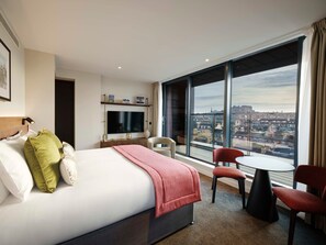 Junior Suite | Premium bedding, in-room safe, desk, soundproofing - The Resident Edinburgh (Edinburgh)