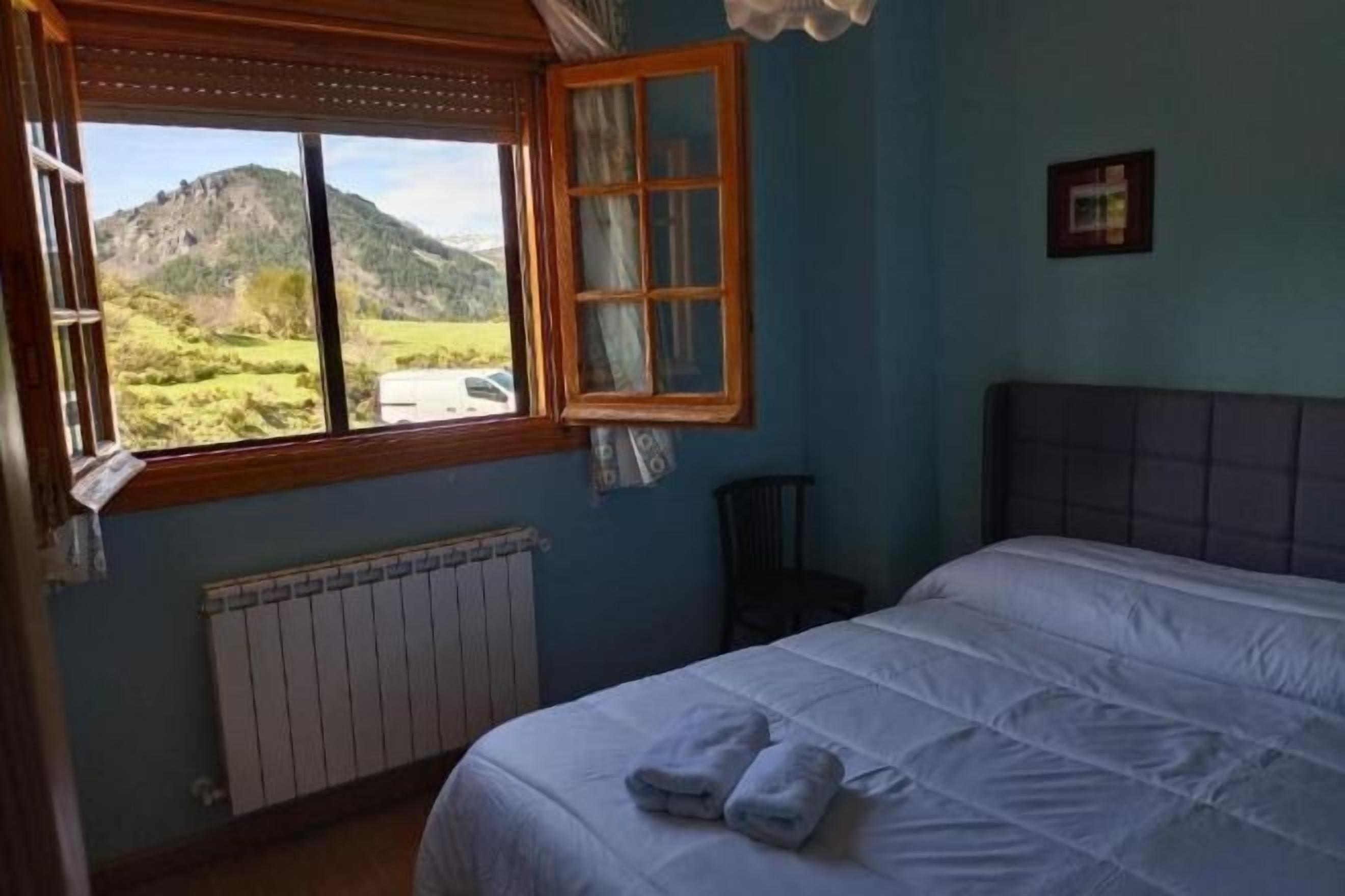 Individually decorated, individually furnished, soundproofing, free WiFi