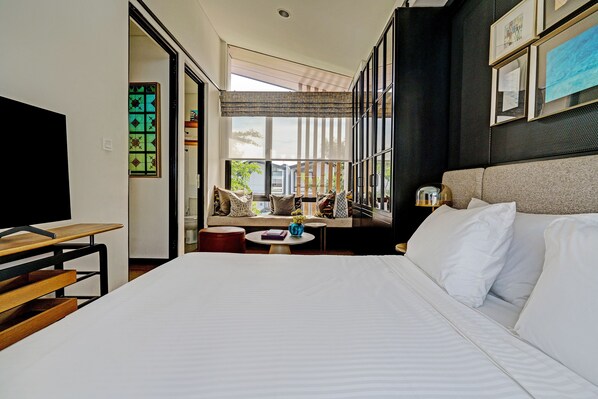 Free WiFi, bed sheets - OYO Life 92719 Rolling Hills Residence Karawang (Karawang)