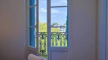 4 chambres, fer et planche Ă repasser, lit parapluie, Wi-Fi