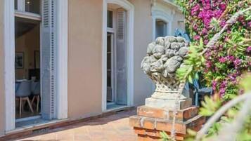 DĂ©tail de lâextĂ©rieur