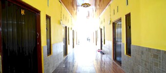 OYO Life 92920 Rumah Kost Azca