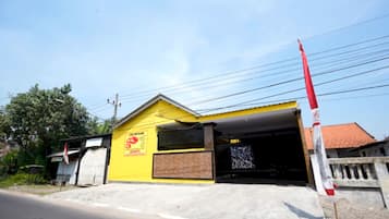 住宿正面