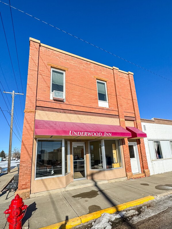 Façana frontal de l'allotjament