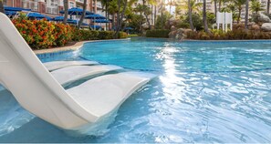 Piscine extérieure, piscine chauffée