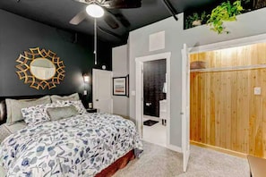 1 bedroom, desk, iron/ironing board, free WiFi