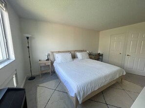 1 多间卧室、熨斗/熨衣板、WiFi、床单