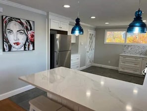 Interior - Beautiful house on the lake (Coventry)