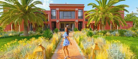 Fachada del alojamiento