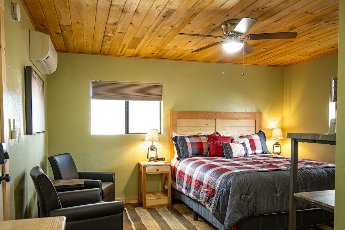 B6 The Canyon | 1 bedroom, individually furnished, free WiFi