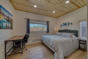 2 bedrooms, WiFi, bed sheets
