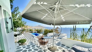 House | Terrace/patio