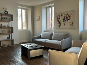 TV - The winged angels (MARCILLAC LA CROISILLE)