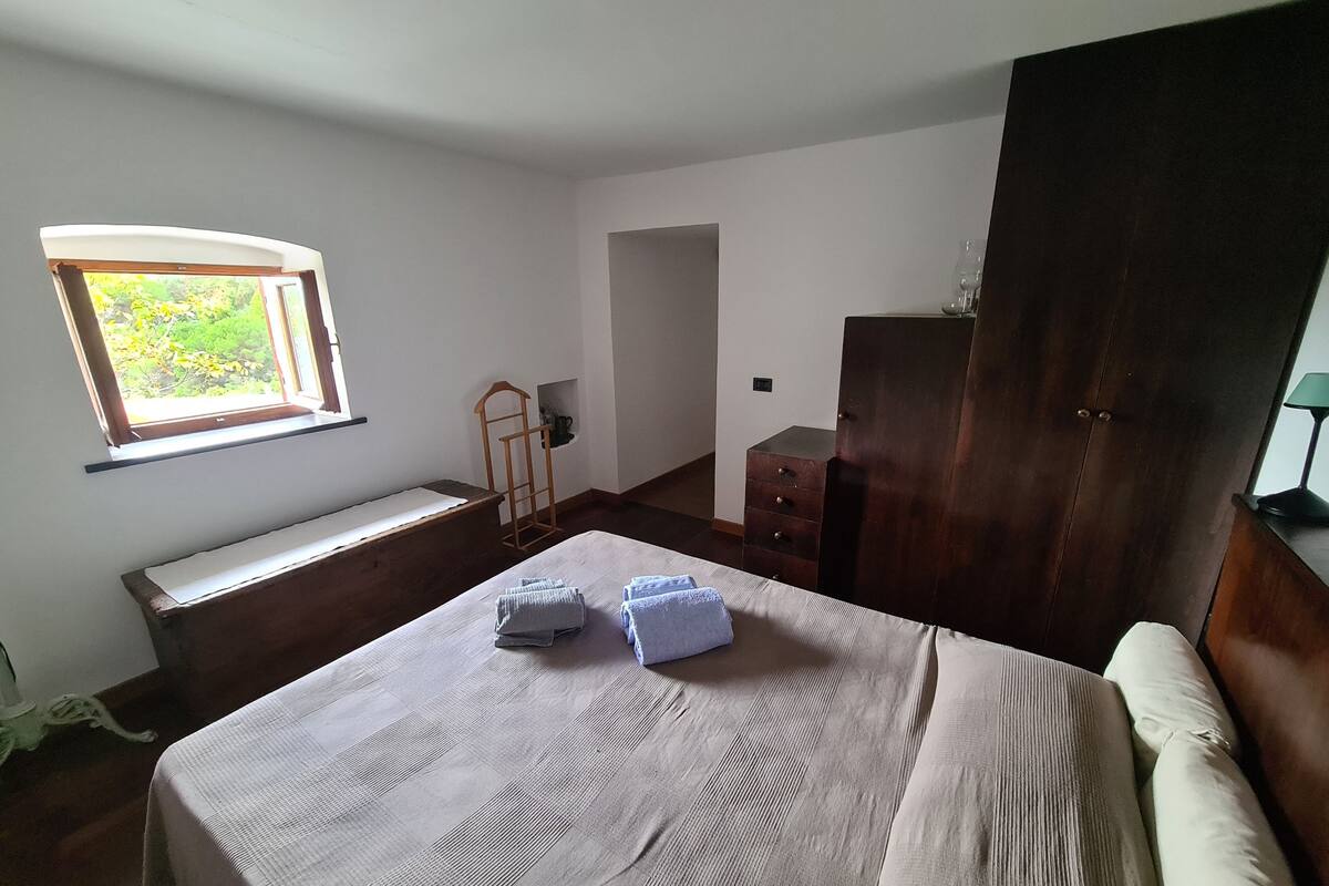 Basic Apartment | 2 bedrooms, hypo-allergenic bedding, free WiFi