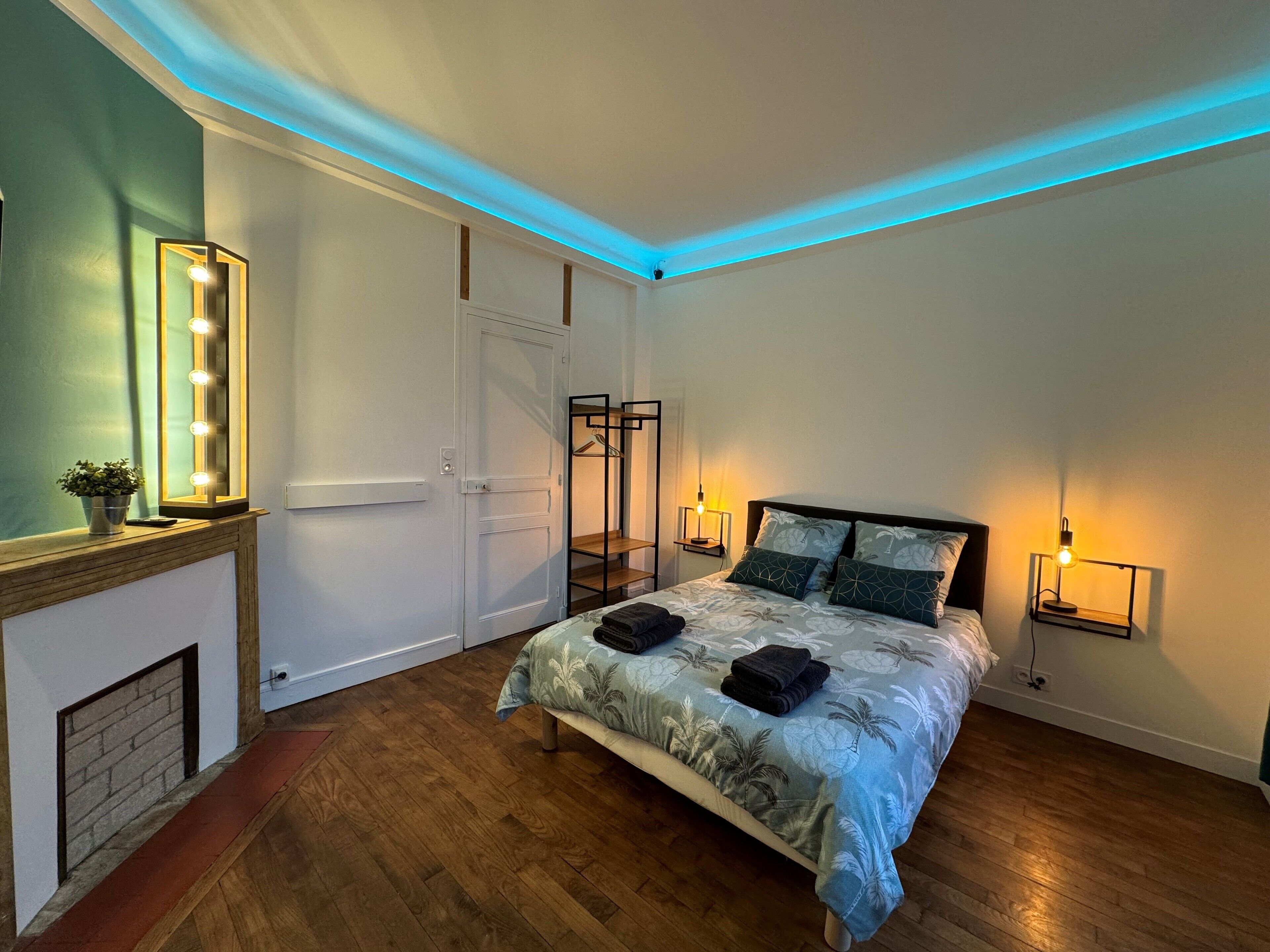 1 chambre, bureau, Wi-Fi gratuit, draps fournis