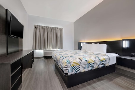Desk, free WiFi, bed sheets