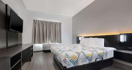 Motel 6 Dallas, TX - Methodist Charlton Medical Ctr.