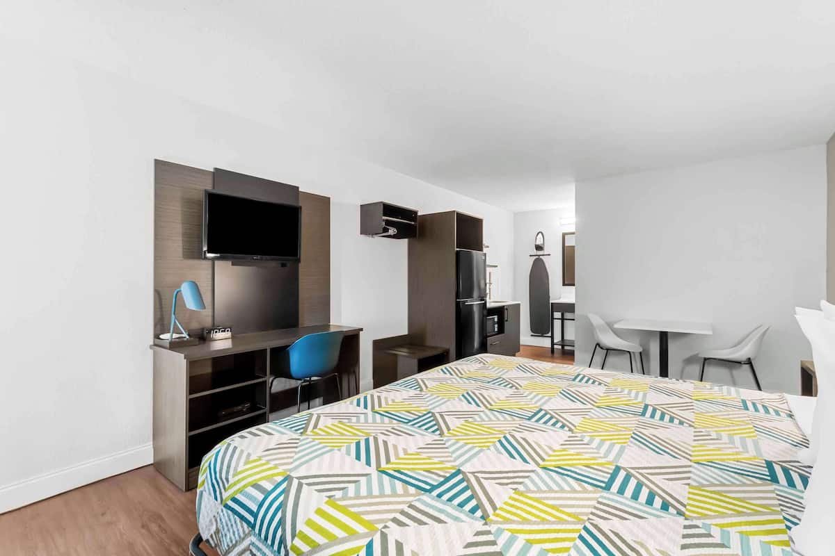 Wifi gratis y ropa de cama