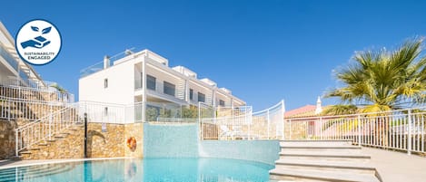Utomhuspool