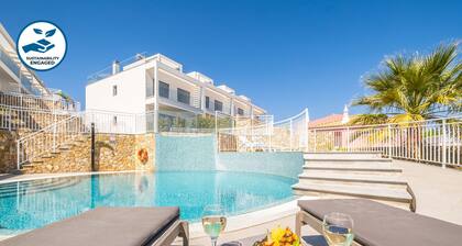 Rooftop Sea View, Pool & BBQ – Albufeira