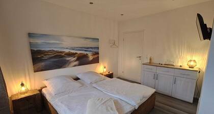 Moderne Wohnung mit Boddenblick