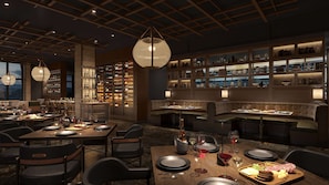 4 bars/lounges, poolside bar