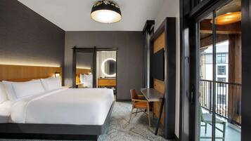 1 bedroom, premium bedding, down comforters, pillowtop beds