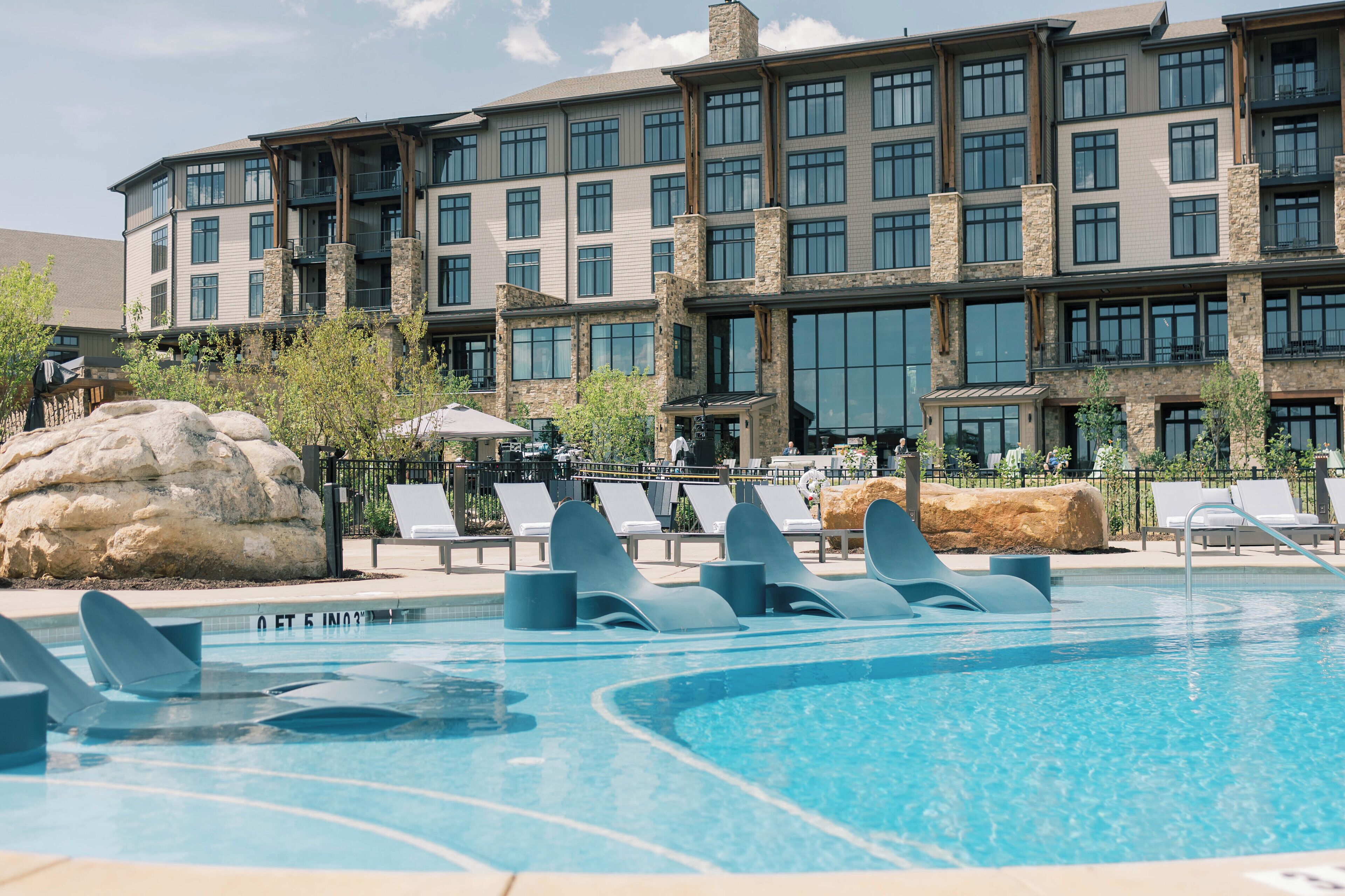 Outdoor pool, sun loungers