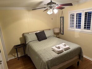 2 bedrooms, iron/ironing board, free WiFi, bed sheets - Palmetto Paradise (Hilton Head Island)