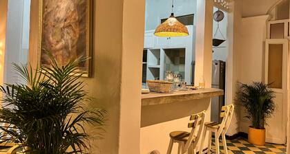 Casa en el Centro Histórico de Santa Marta a dos Calles de la Playa