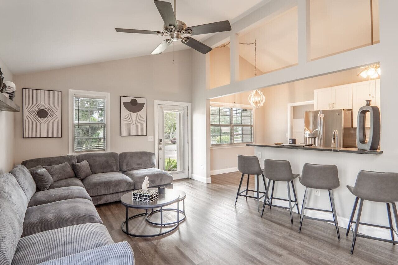 Smart-TV, Tischtennisplatte