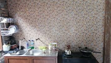 CafetiÚre/bouilloire, bouilloire électrique, épices