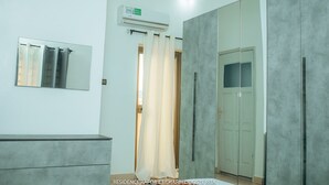 Comfort Apartment | Living area - Rafqa&Charbel (Cotonou)
