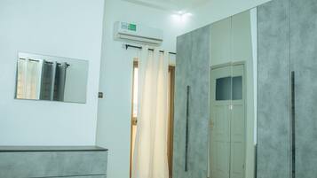 ์ปดํฌํธ ์ํํธ | ๊ฑฐ์ค ๊ณต๊ฐ